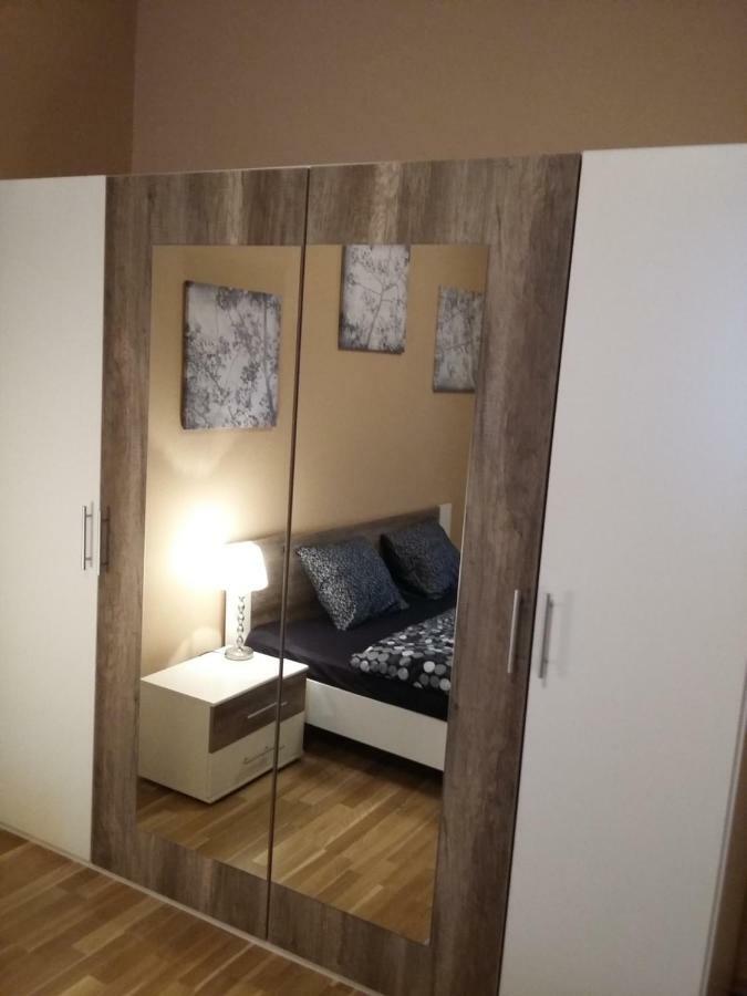 Angel Apartment Nr 4 Near To The Center Praga Exterior foto