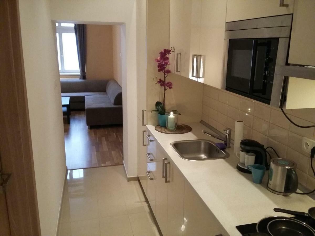 Angel Apartment Nr 4 Near To The Center Praga Exterior foto
