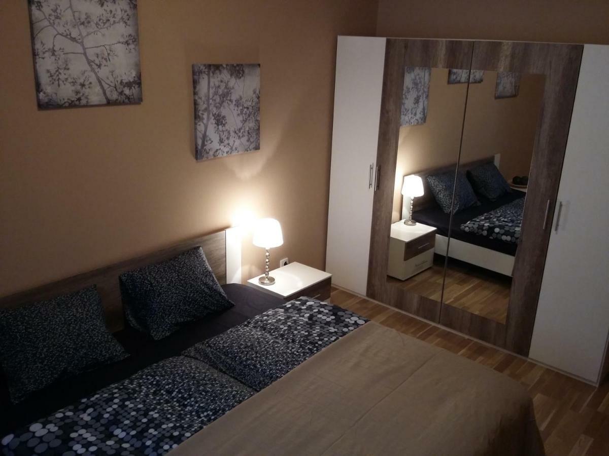 Angel Apartment Nr 4 Near To The Center Praga Exterior foto
